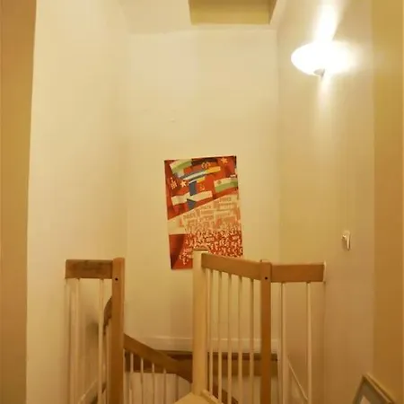 Apartment Rare Avec Jardin Privatif Au Centre De