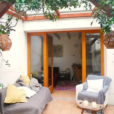 Apartment Rare Avec Jardin Privatif Au Centre De